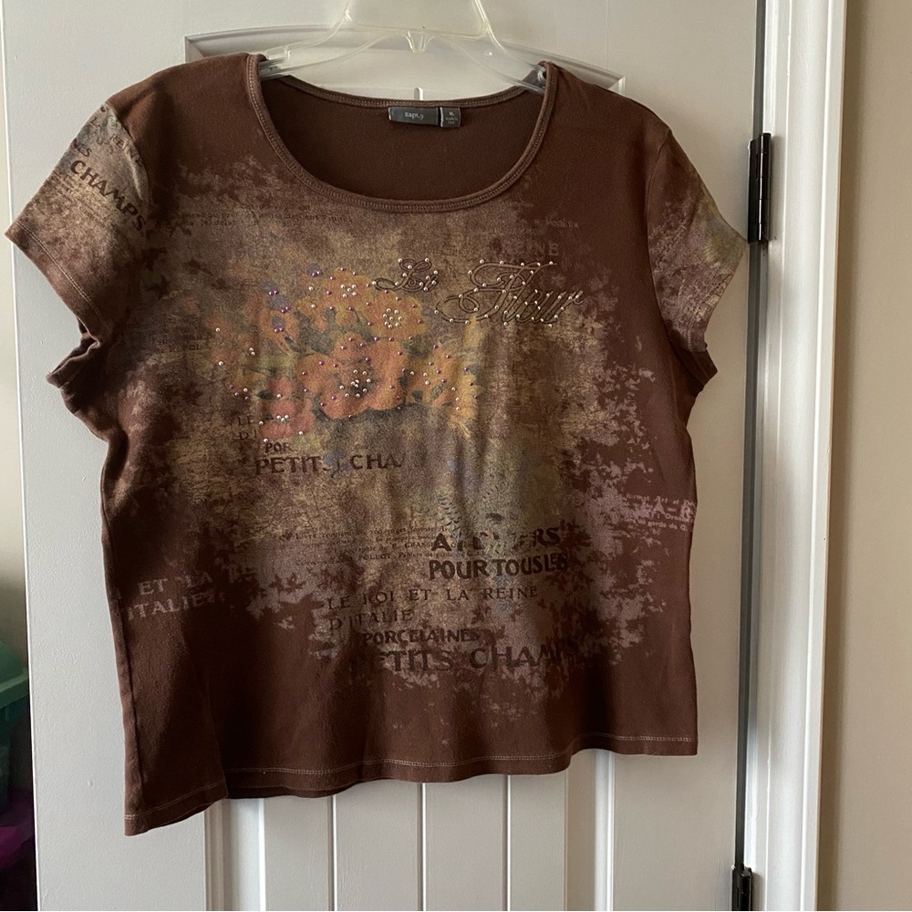 Apt.9 Tee size XL